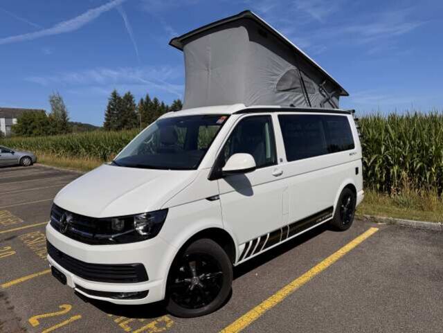Meilleure offre du Marché du caravaning: VW California Beach, van/fourgon vitré, CHF 43'200.–, véhicules d'occasion